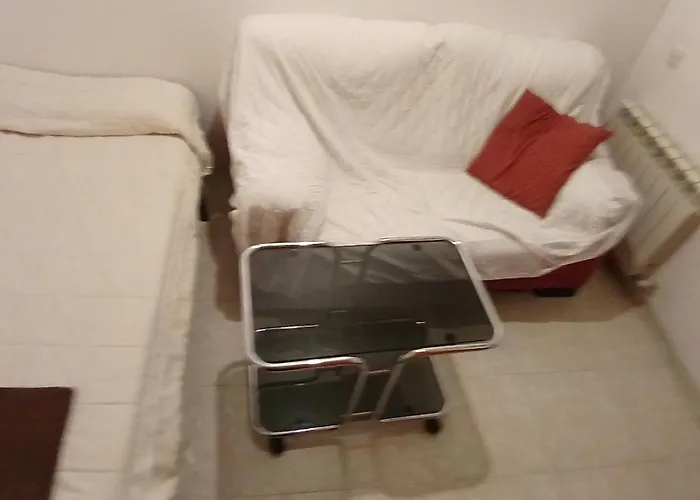 Doble Cama Individual Bed & Breakfast 3*